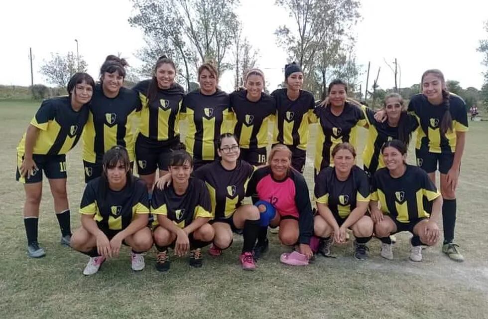 Fútbol Femenino: victoria de Villa Arias