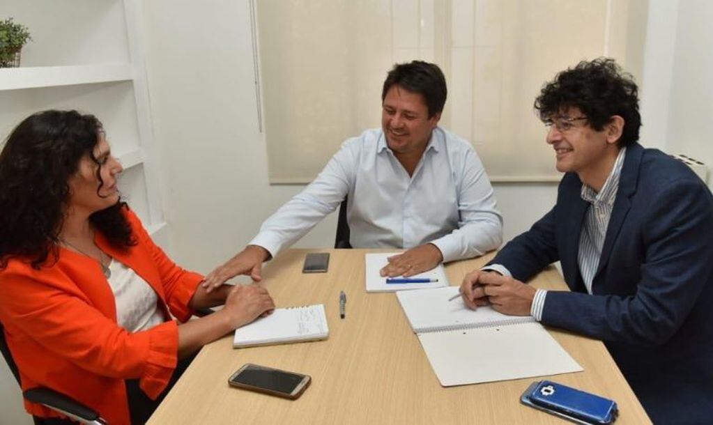 Mariano Gaido junto a Claudia Argumero, nueva presidenta del Concejo Deliberante (web).