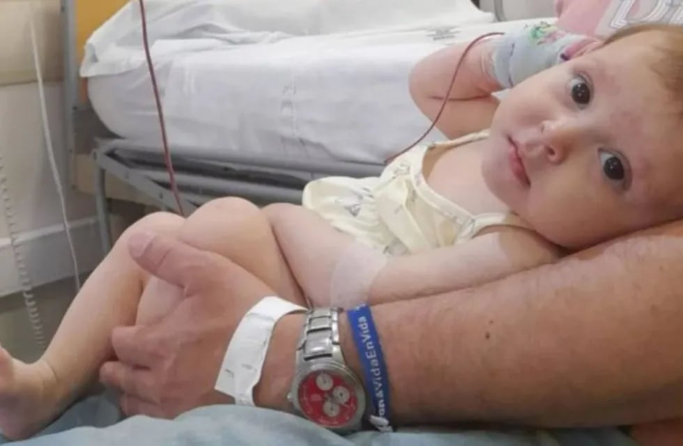 Camila Lonegro, la bebé de ocho meses de General Acha, que necesita el trasplante de médula ósea.