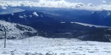 Primera nevada en pleno enero en Bariloche