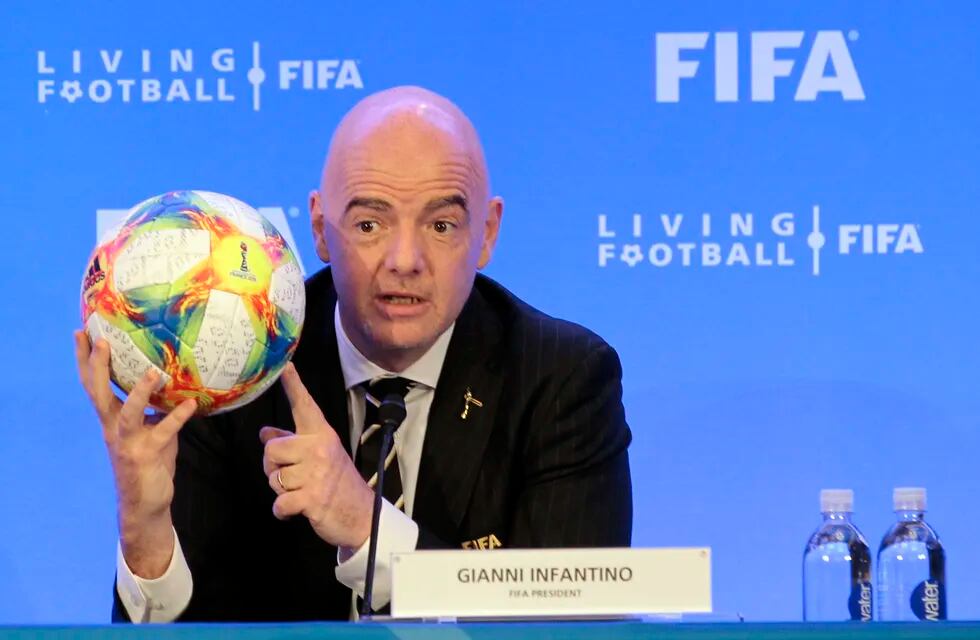 El presidente de la FIFA Gianni Infantino durante una rueda de prensa.