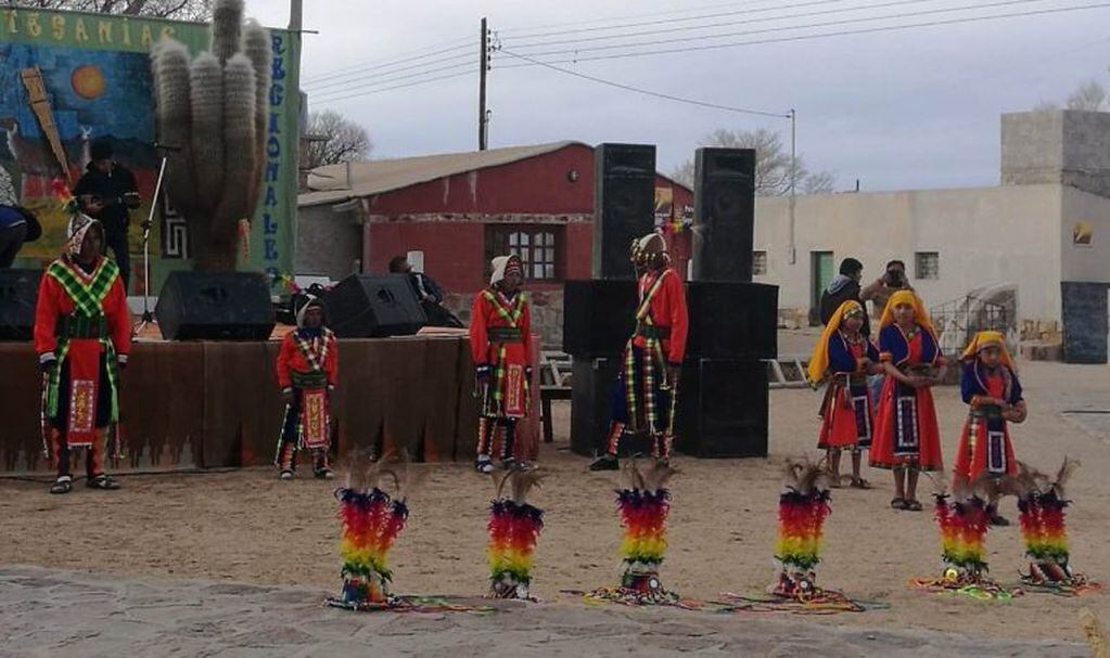 Danzas andinas tradicionales fueron recreadas en Rinconadillas.