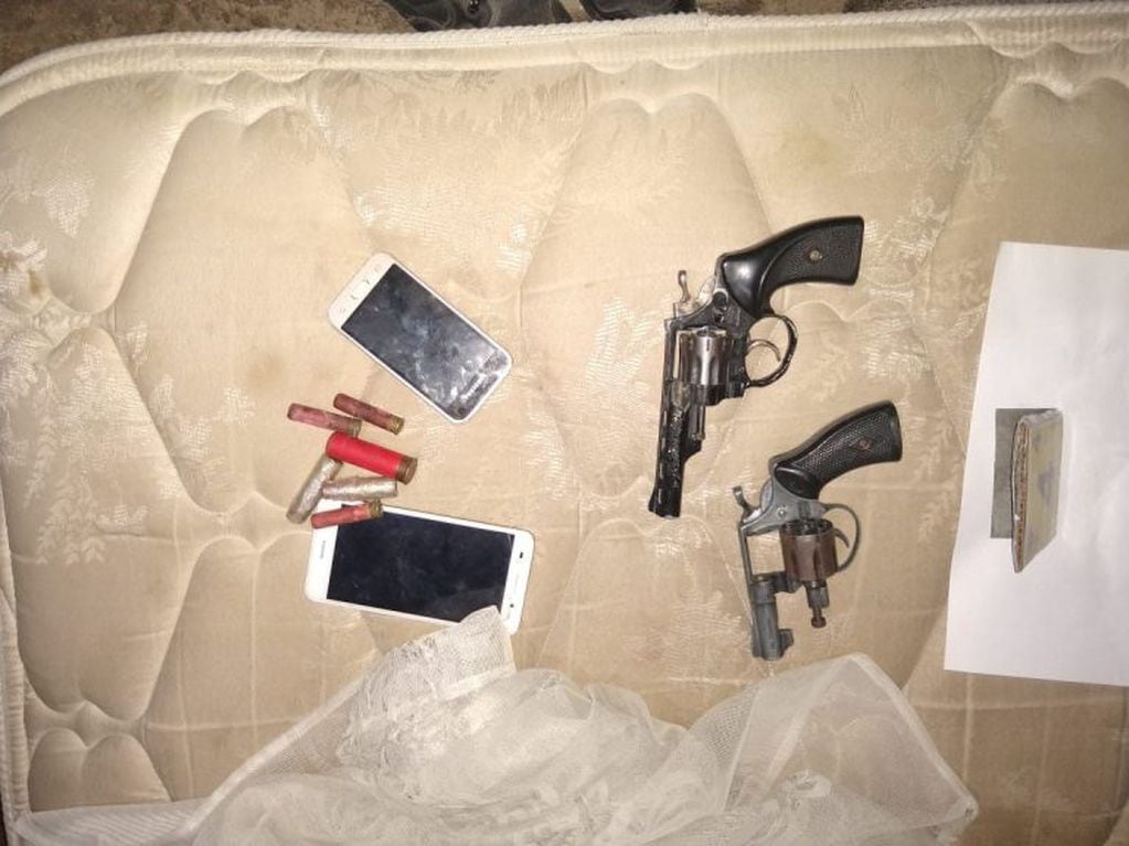 Secuestran armas y elementos varios en investigación por intento de Homicidio en San Luis