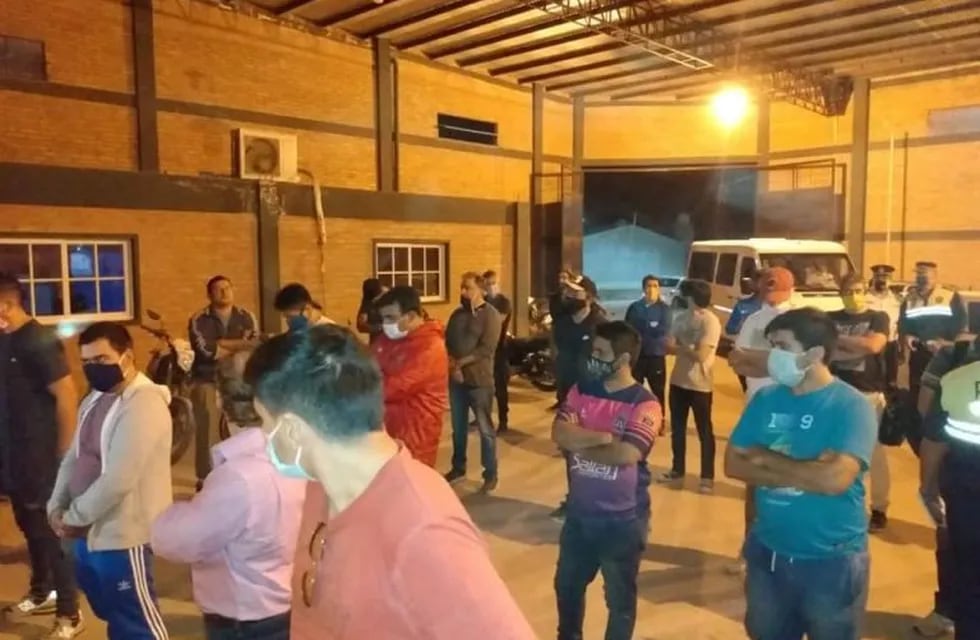 Detenidos por festejar un cumpleaños violando la cuarentena en la localidad de La Bolsa, Lules sobre la ruta 321.