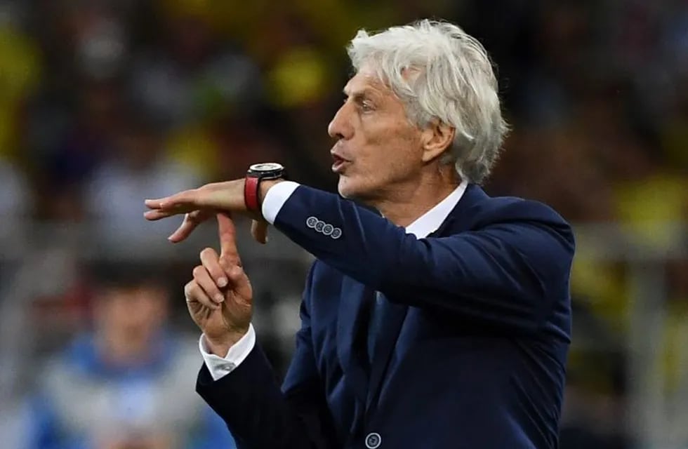 José Pekerman dejó de ser el técnico de la Selección de Colombia. Foto: AFP.