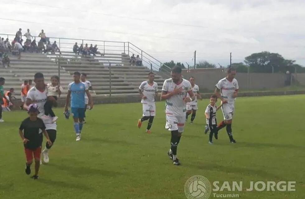 El equipo del Club San Jorge de Tucumán (Club San Jorge. Facebook)