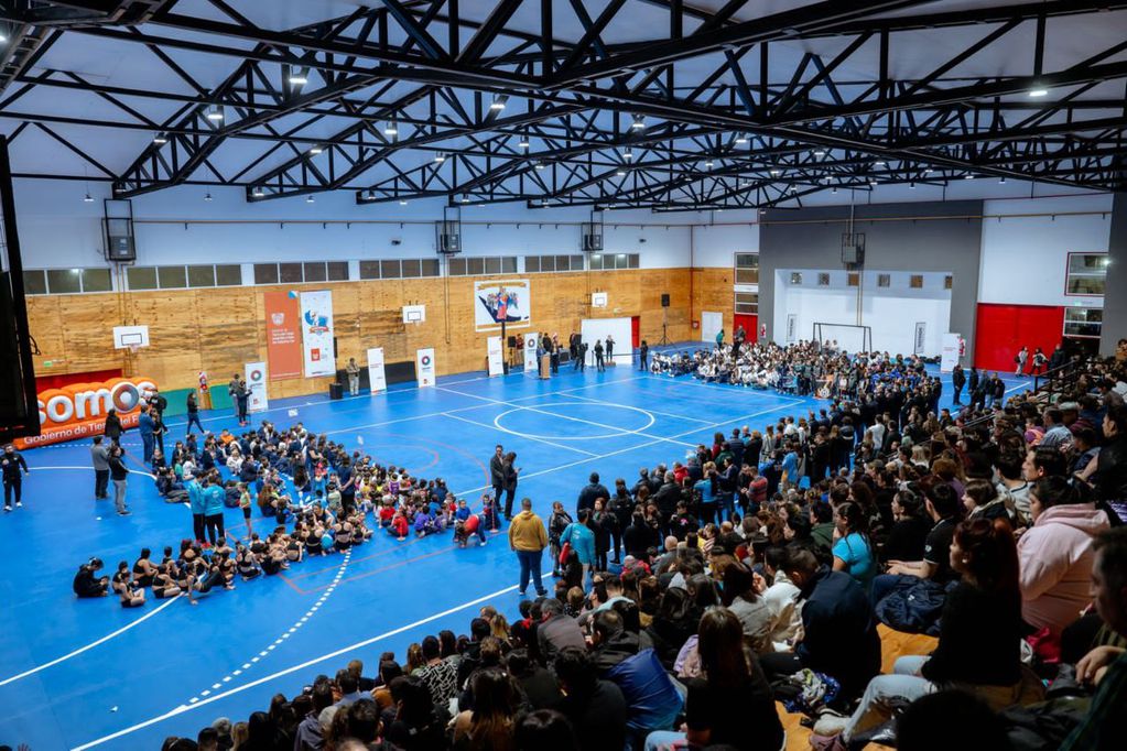 Río Grande: inauguraron el polideportivo María Auxiliadora