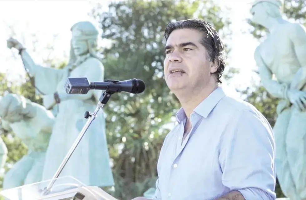 Jorge Capitanich, gobernador de la provincia del Chaco repudió el atentado a Cristina Kirchner.