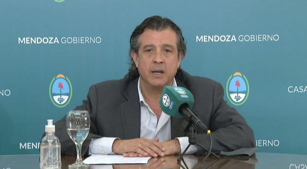 Víctor Ibáñez.
