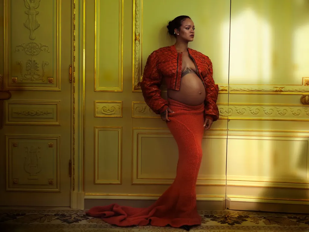 Rihanna tiene un embarazo avanzado