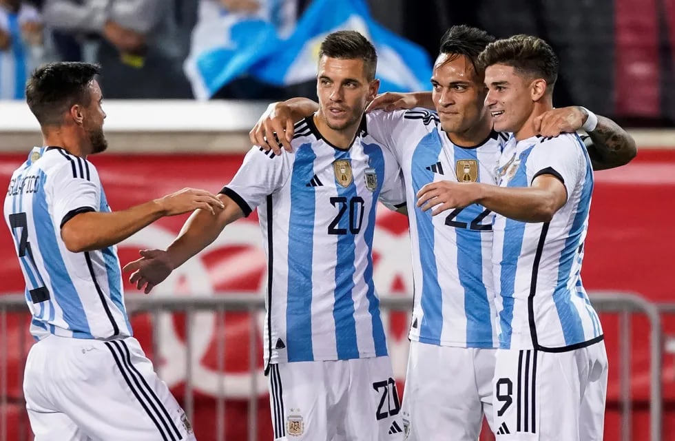 Un jugador de la Scaloneta criticó al fútbol argentino. Foto: AP