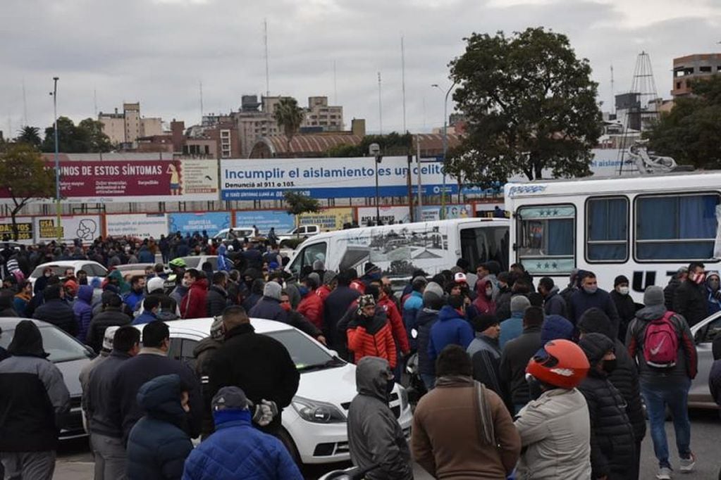 Marcha de UTA Tucumán.