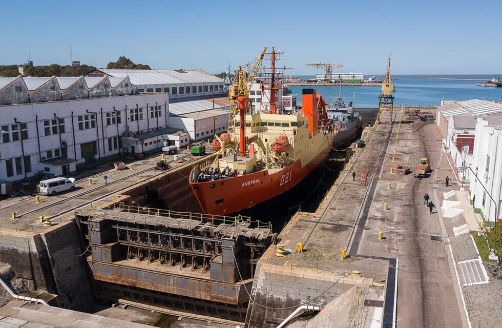 Finalizaron las tareas de mantenimiento en el Buque oceanográfico ARA "Austral" en Puerto Belgrano.