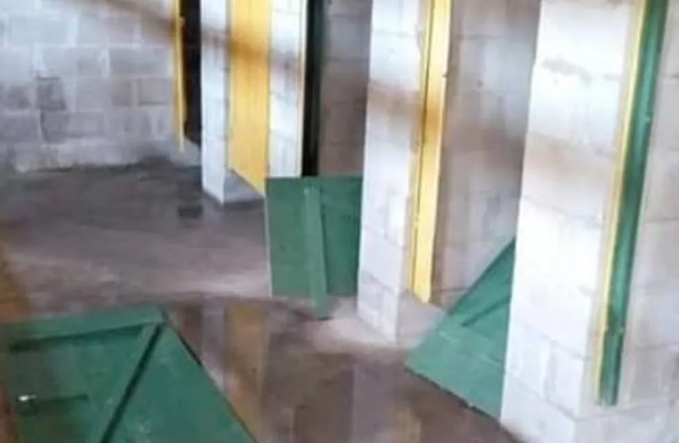 Hinchas de San Lorenzo rompieron los baños del estadio de Defensa y Justicia (Twitter)