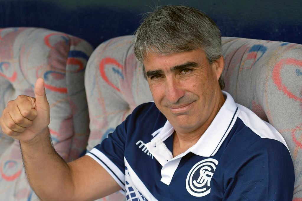 Gabriel Gómez, técnico de Independiente Rivadavia.