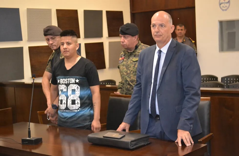 Vladimir Cristian Cayo Coronel (izquierda) fue condenado por el homicidio de Edgardo Jesús Lucero Ramírez, en un juicio abrevido. Gentileza Poder Judicial de Mendoza.