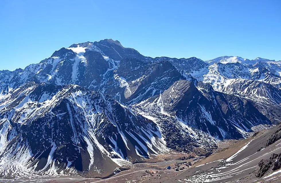 Cerro Tolosa, Las Cuevas.