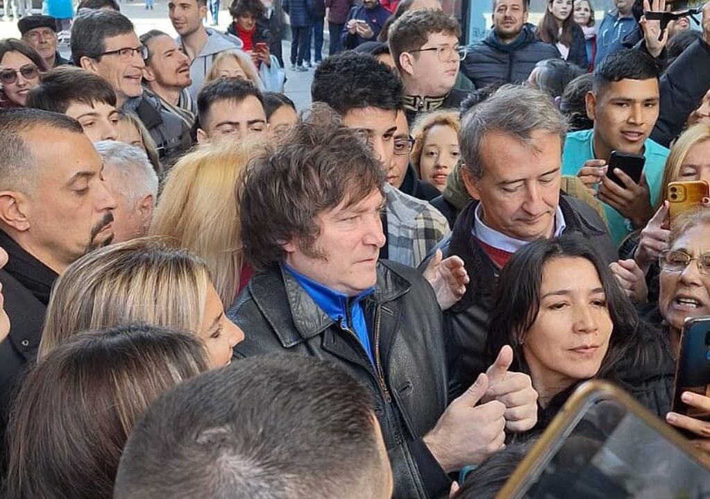 Milei se reunió con sus seguidores en Rosario