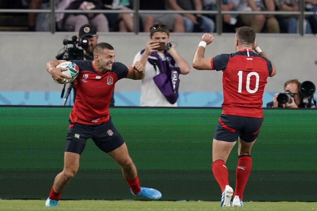 El festejo de Jonny May tras el try. Foto: Franck Robichon/EFE/EPA.