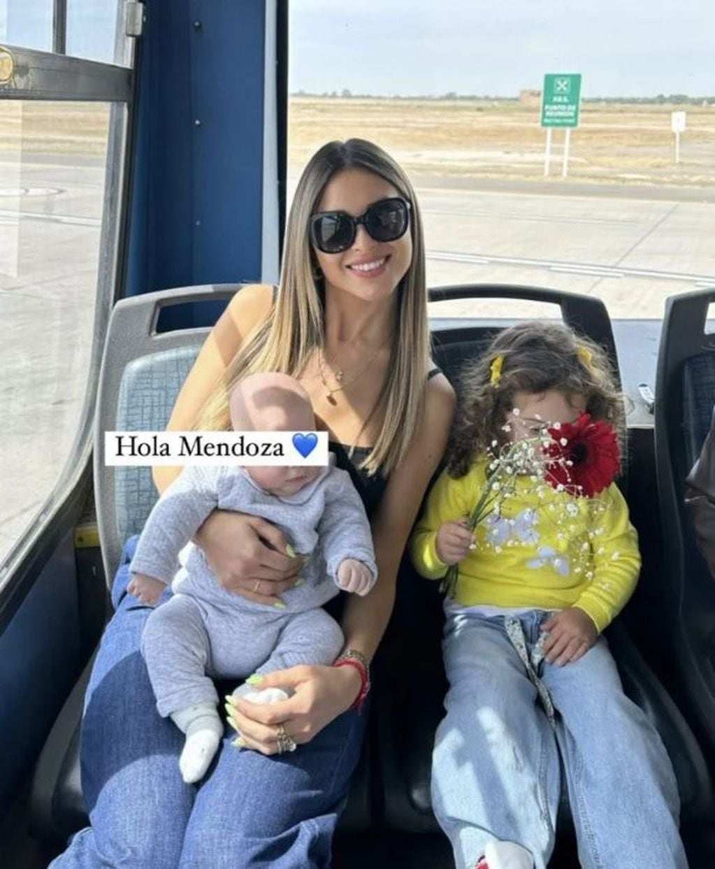 Gandolfo con sus hijos, Nina y Theo, ya en Mendoza.