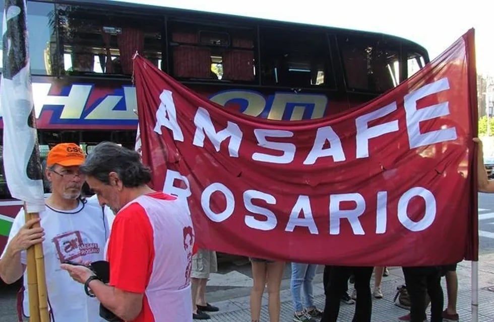 Movilización de Amsafe Rosario en la Plaza de Mayo.