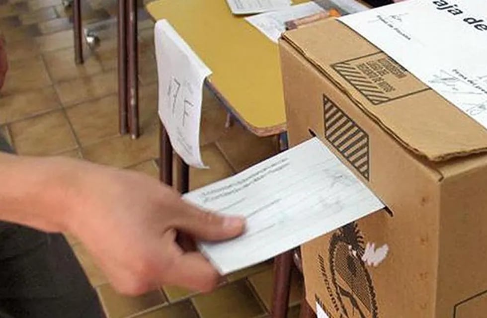 Elecciones PASO\nCrédito: Vía País
