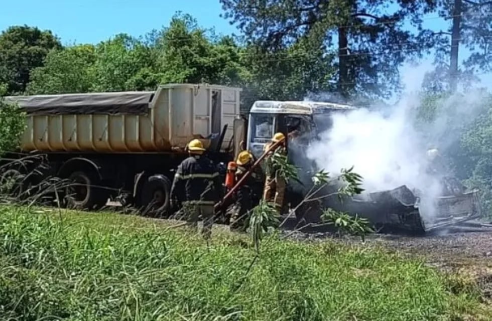 Un camión que se dirigía a Posadas se incendió en plena ruta.