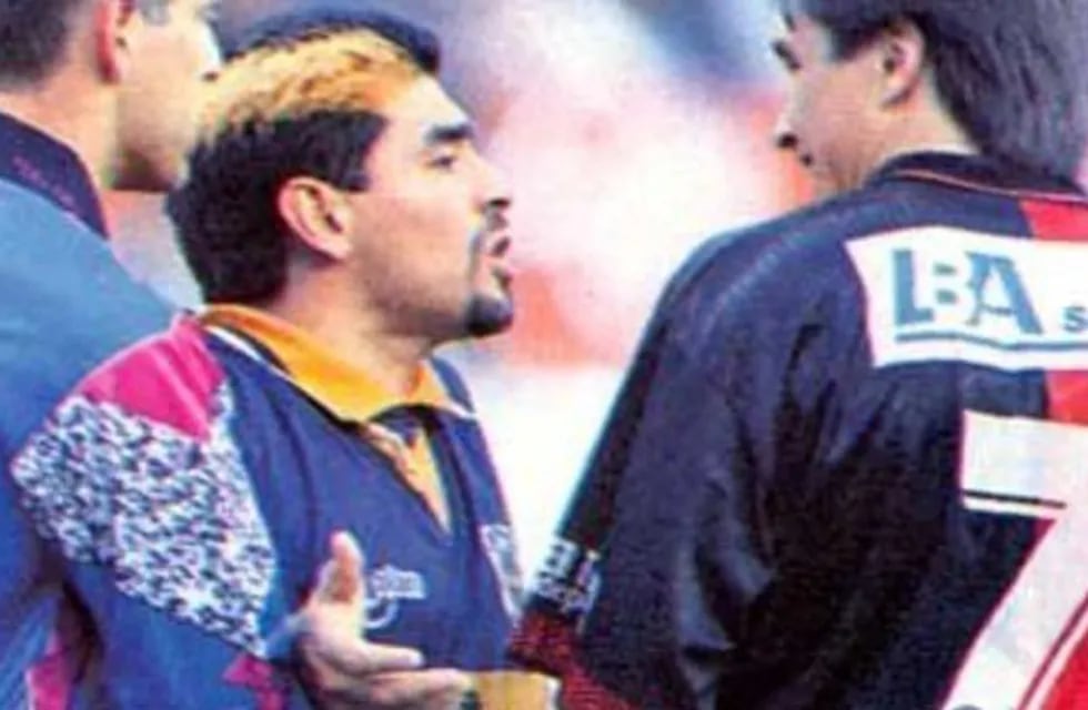 Maradona y Toresani protagonizaron un entredicho que quedó para la historia. (Archivo)