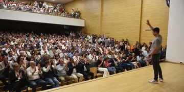 Presentación. De Loredo presentó, en la Facultad de Agronomía, su “plataforma” para gobernar Córdoba en 2023.