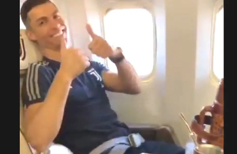 Cristiano Ronaldo y el mate de Dybala.