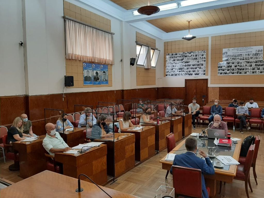 El secretario de Gobierno de General Pueyrredón participó de la reunión en el recinto del HCD.