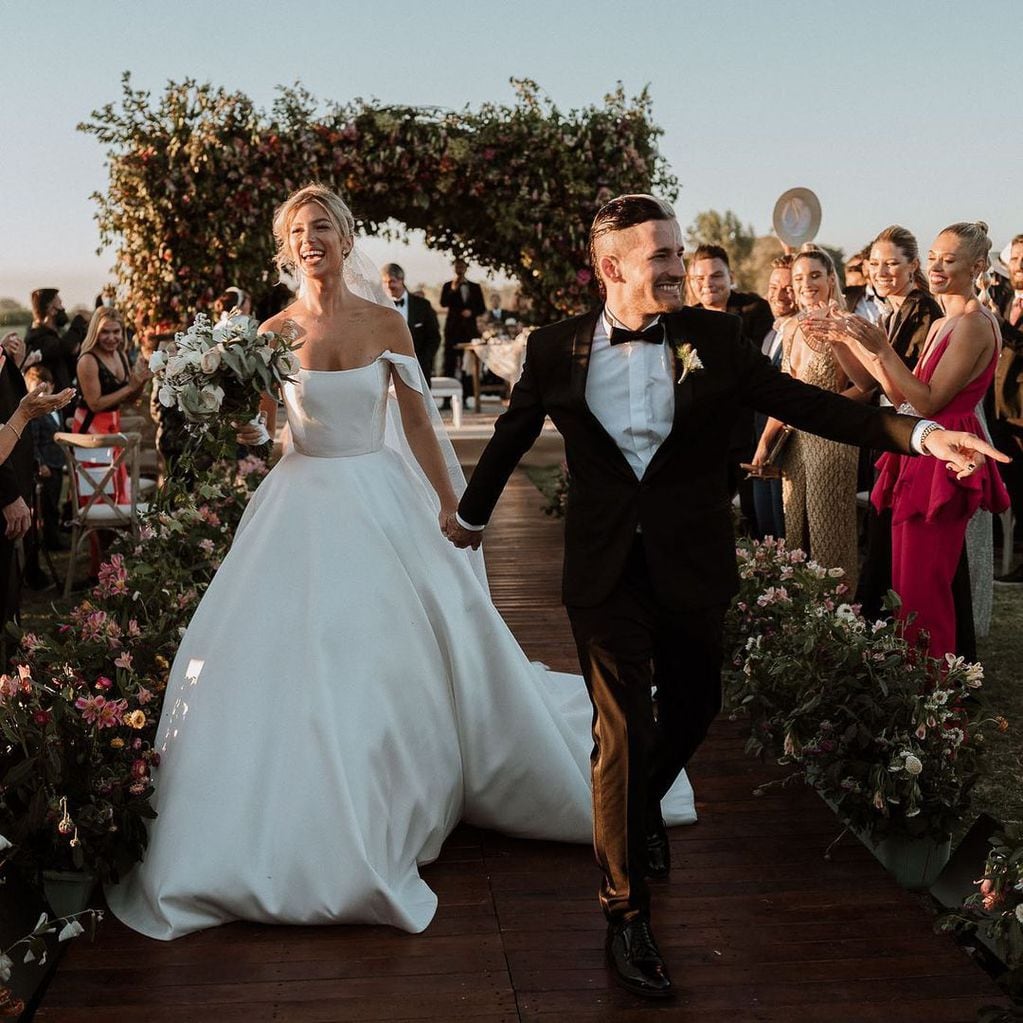Stefi Roitman y Ricky Montaner recién casados.