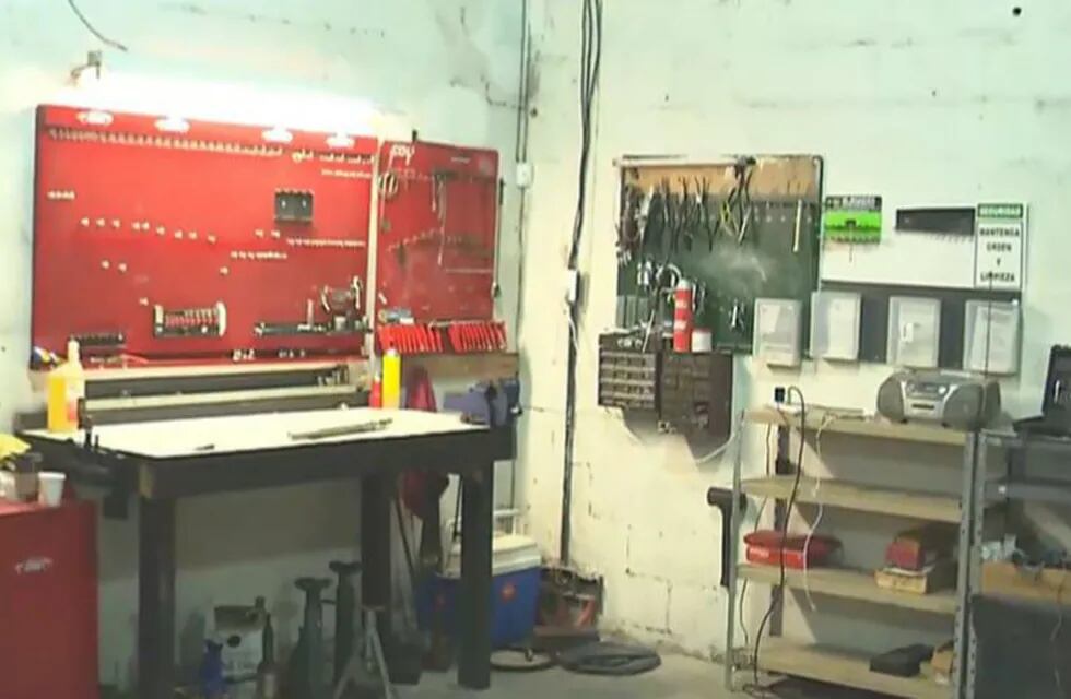 Eldorado: taller mecánico sufrió robo de herramientas y maquinaria.