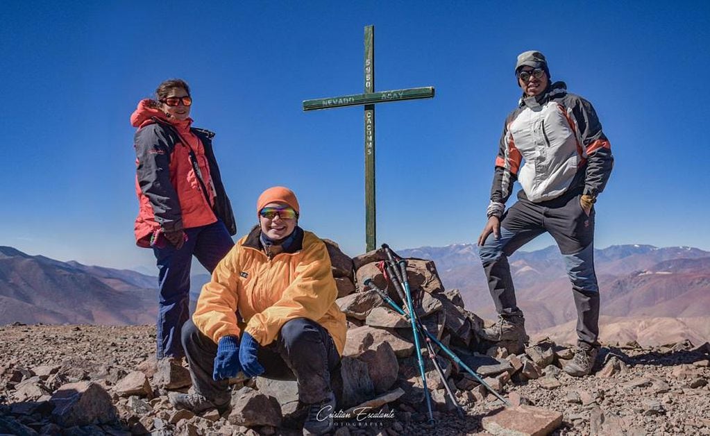Tres salteños hicieron cumbre en el Nevado del Acay