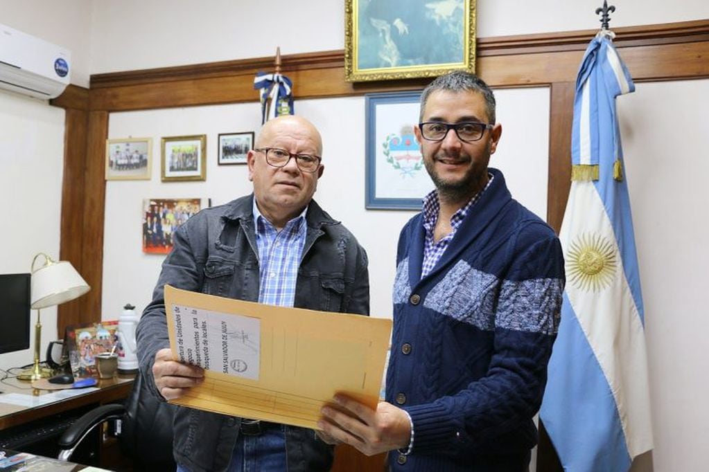 El intendente Pablo Palomares se reunió con  el gerente en Jujuy del Banco Nación, Ramón Basualdo.