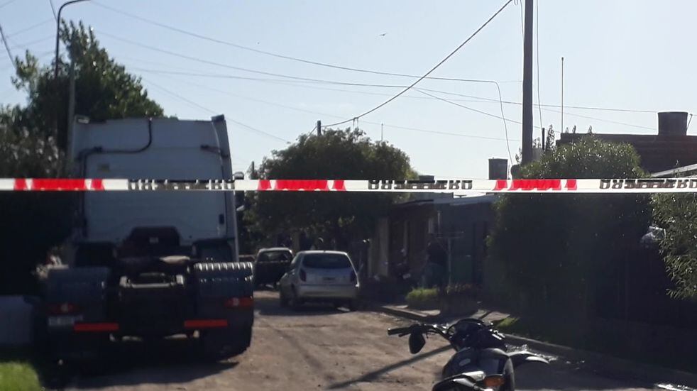 A Fabricio Guiral lo mataron a balazos en la puerta de su casa en Villa Gobernador Gálvez.