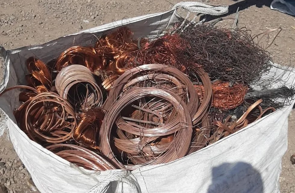 Recuperaron cables de cobre robados en Maipú.