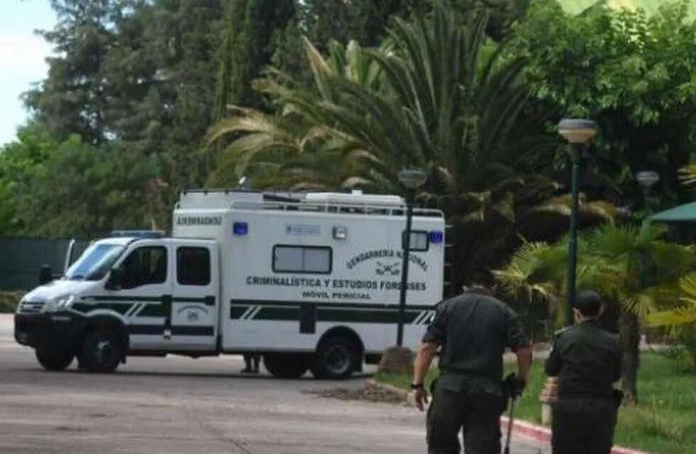 Sostienen que en los jardines, los curas enterraron cajas con documentación clave (información también aportada por algunos denunciantes).