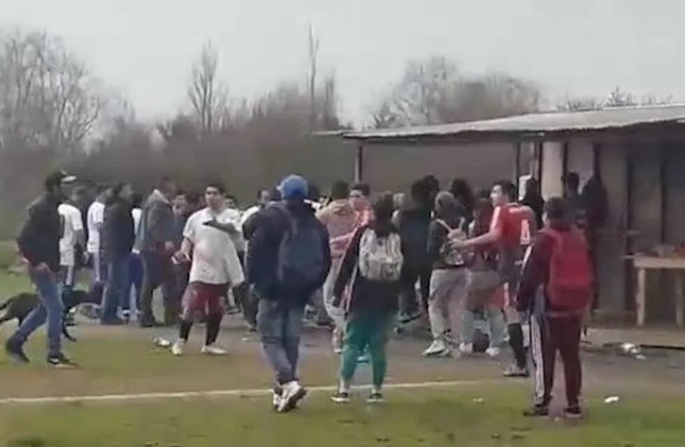 Una discusión durante un partido terminó con un adolescente muerto a puñaladas