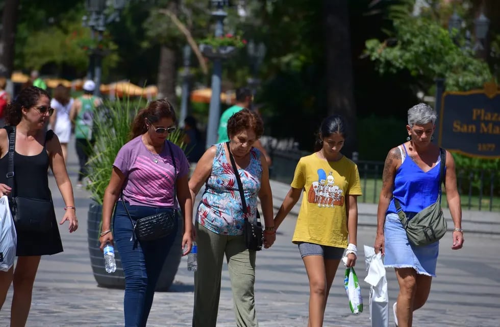 Intensa jornada de calor en la ciudad de Córdoba.