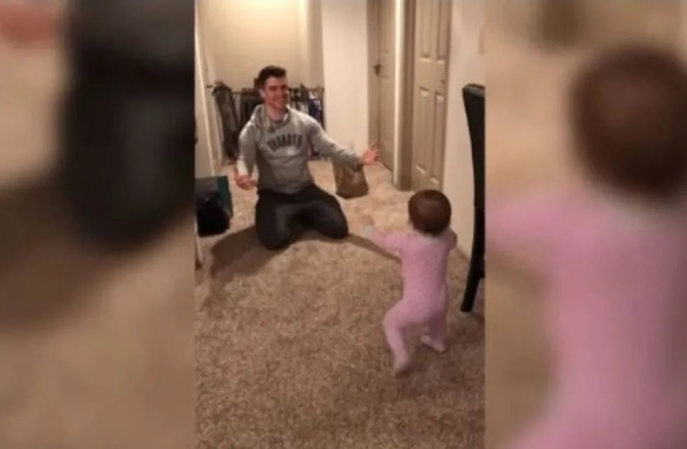 El bebé que dejó en ridículo a su padre y se volvió viral