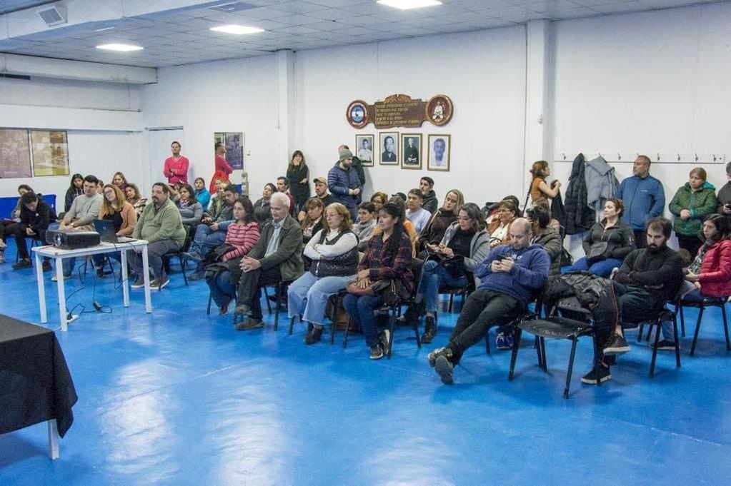 Presentaron el programa municipal de becas “Ushuaia Futuro”