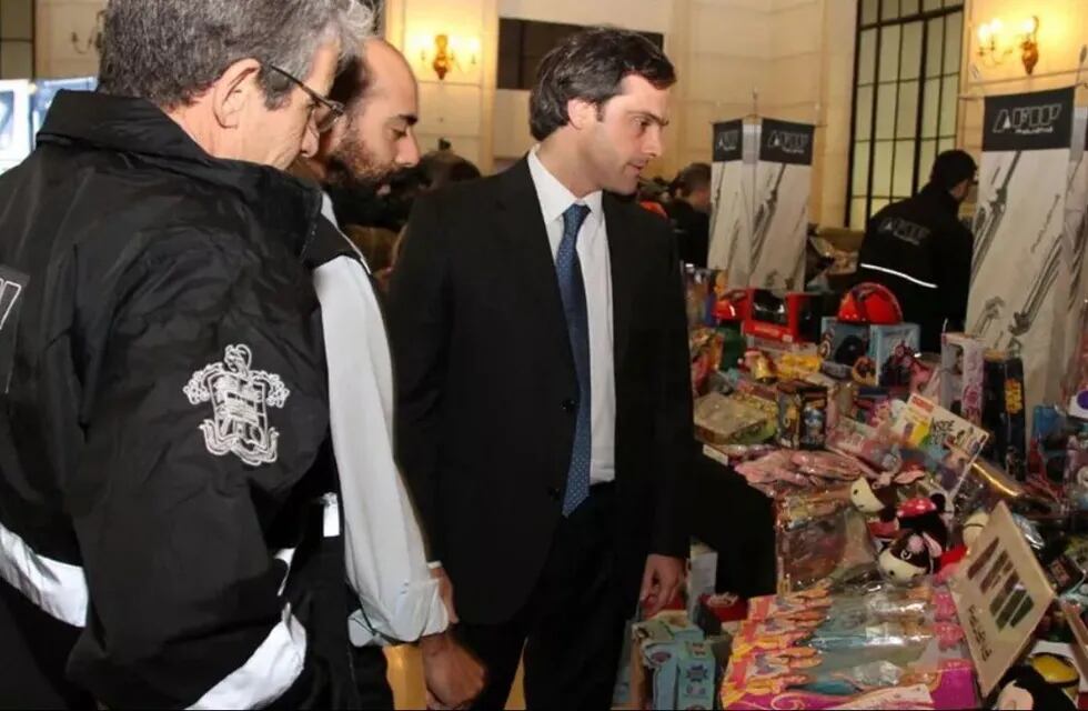 El director General de Aduanas, Guillermo Michel, durante un control.