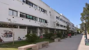 Facultad de Humanidades de la Universidad Nacional de La Plata (UNLP).