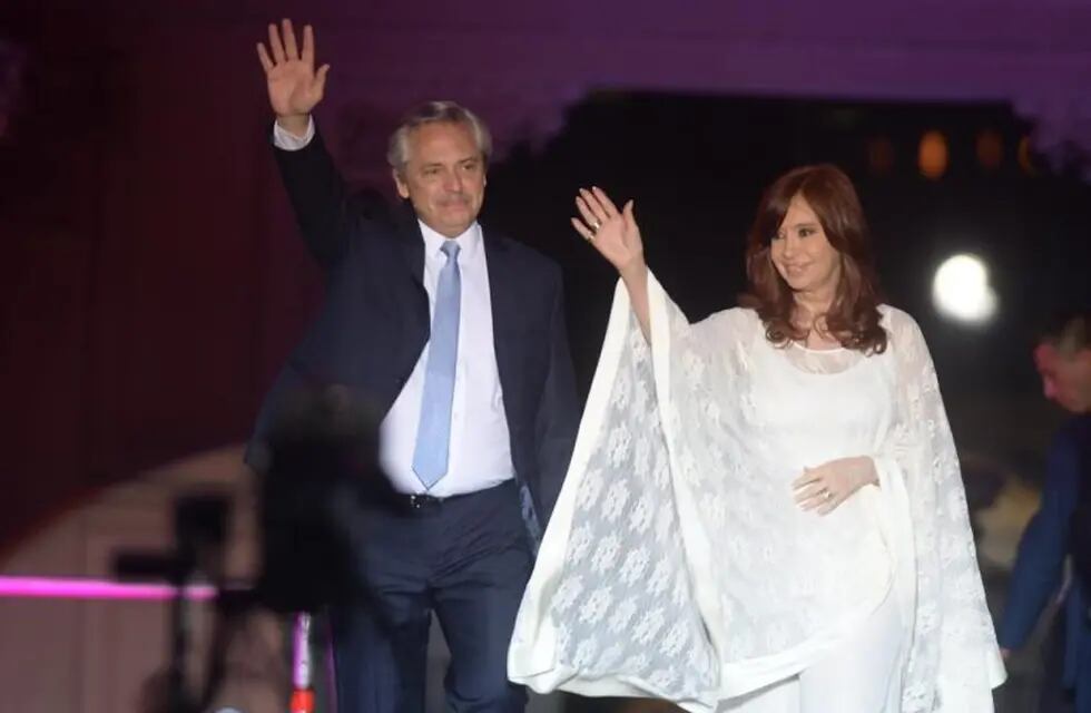 Alberto Fernández y Cristina Kirchner en la Plaza de Mayo. (Foto: Federico López Claro)