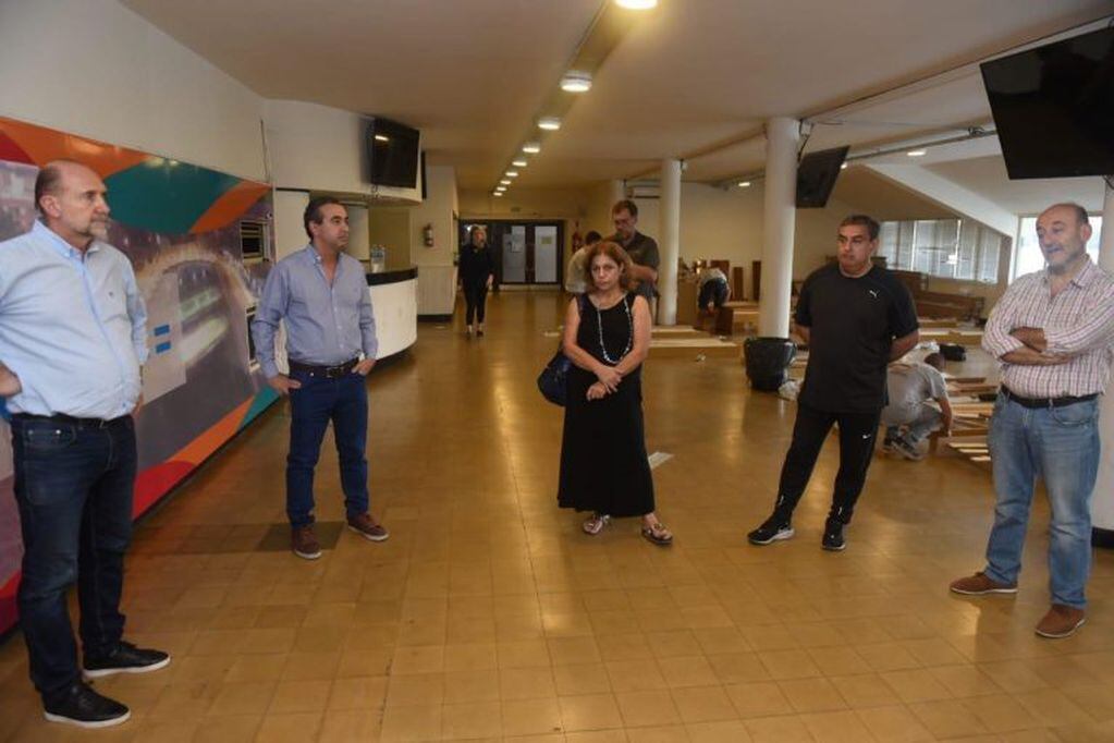 Presentaron el centro de aislamiento para pacientes con coronavirus en Rosario (@pablojavkin)
