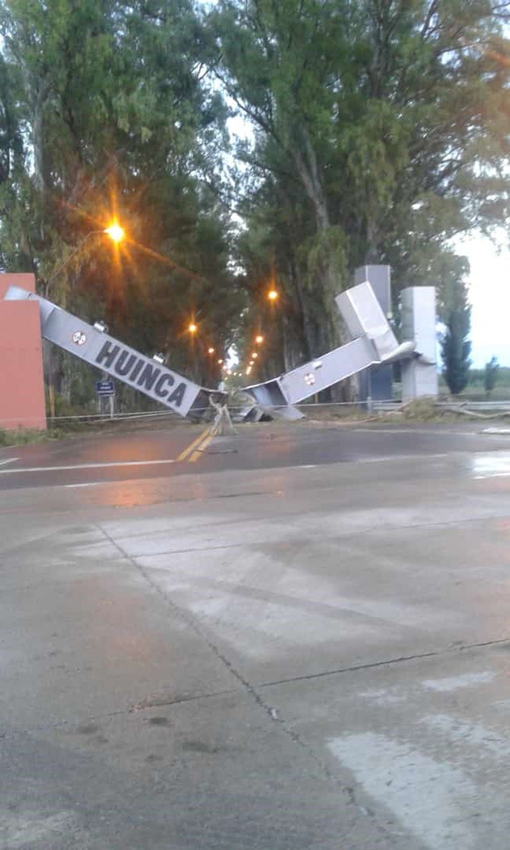 Destrozos en Huinca Renancó.