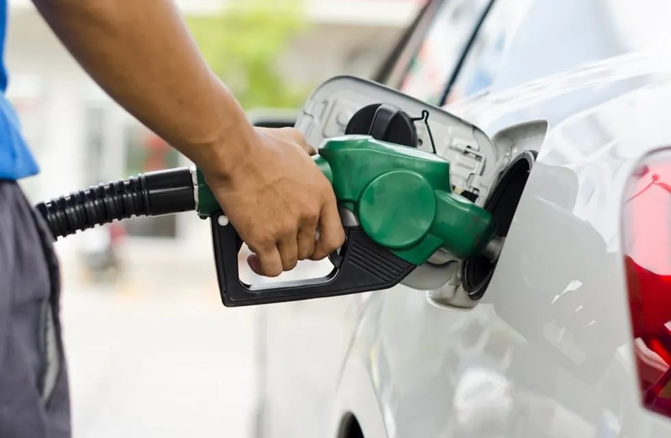 En Mendoza la brecha entre los precios del combustibles varía según el departamento o la lejanía de la Ciudad. Llega a $4,50 por litro. Gentileza