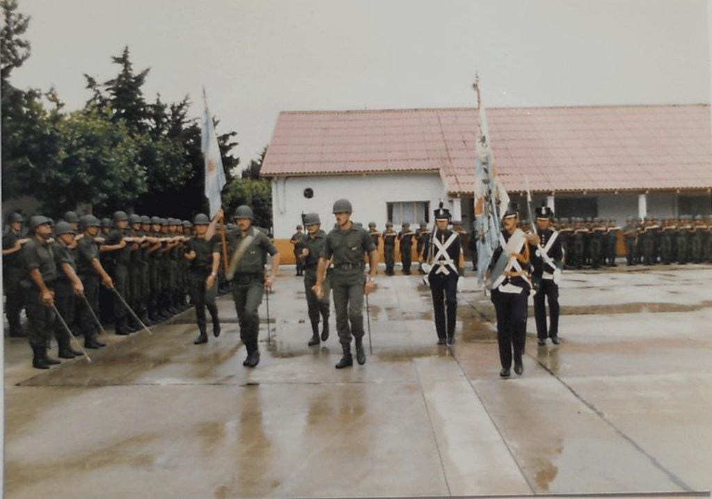 Histórica bandera de guerra que acompañó al Regimiento de Infantería Mecanizada 7 “Coronel Conde”