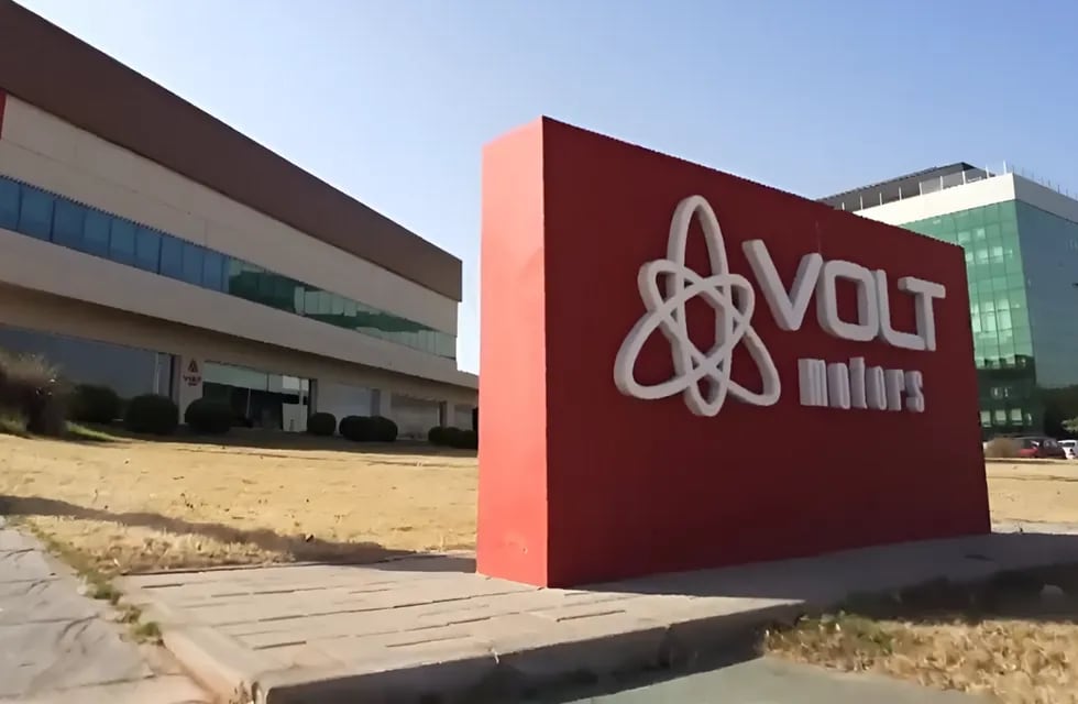 Volt Motors vuelve al mercado de Córdoba con su auto eléctrico.